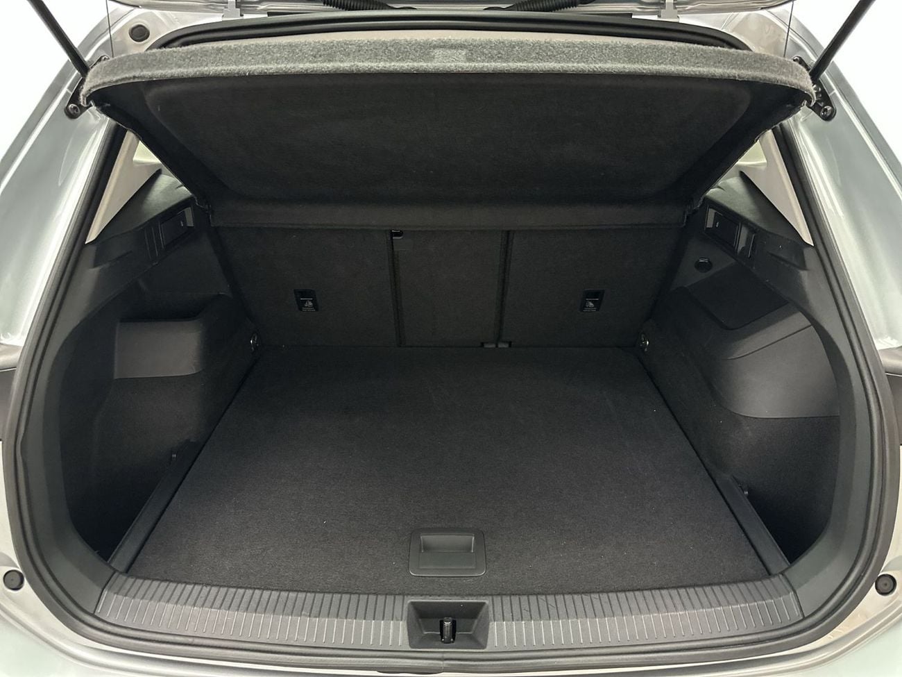 فولكس واجن تيجوان Life 1.4L (Ref#08919) / 22,100 AED SAVINGS from New Car