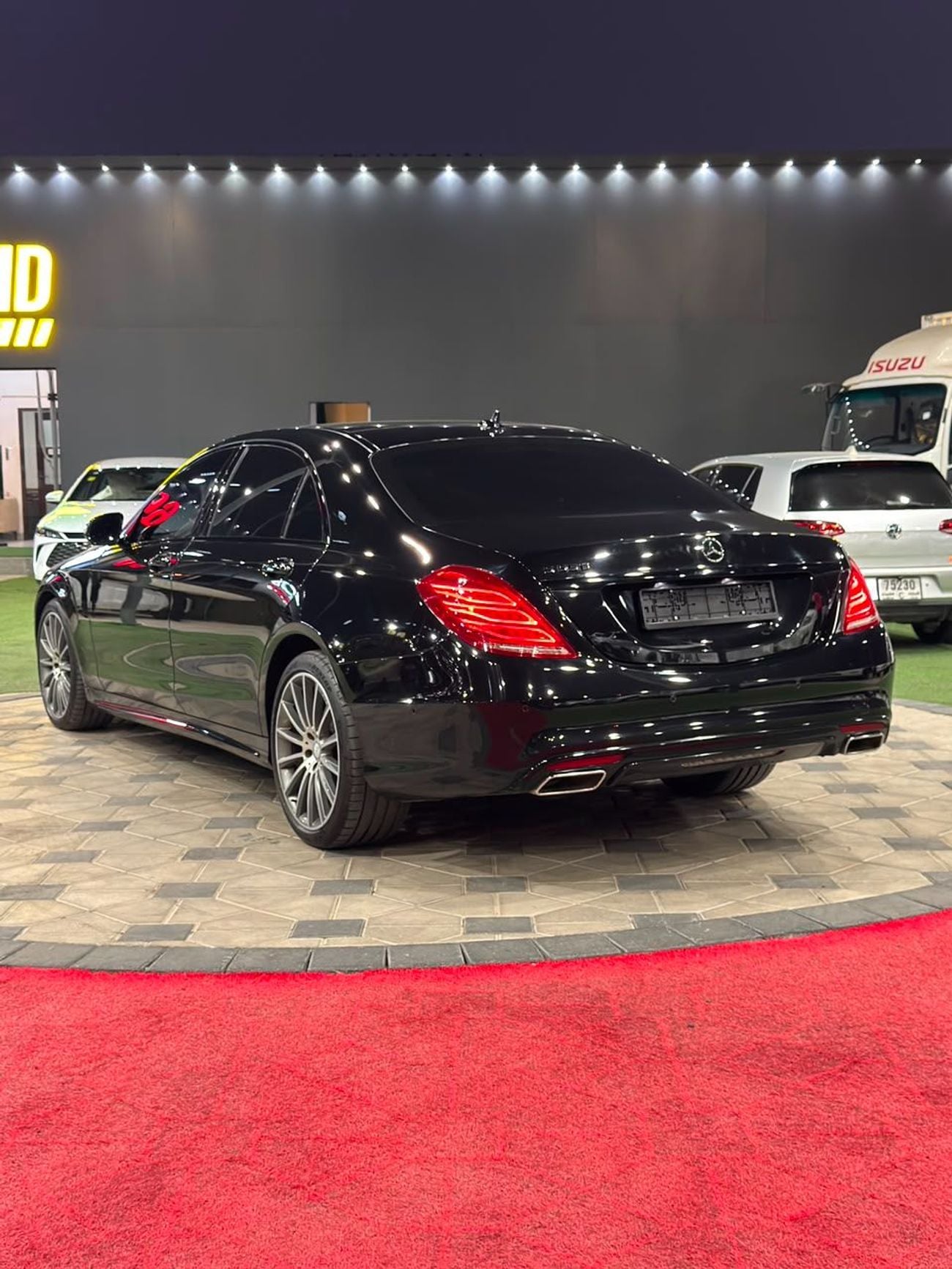 مرسيدس بنز S 550
