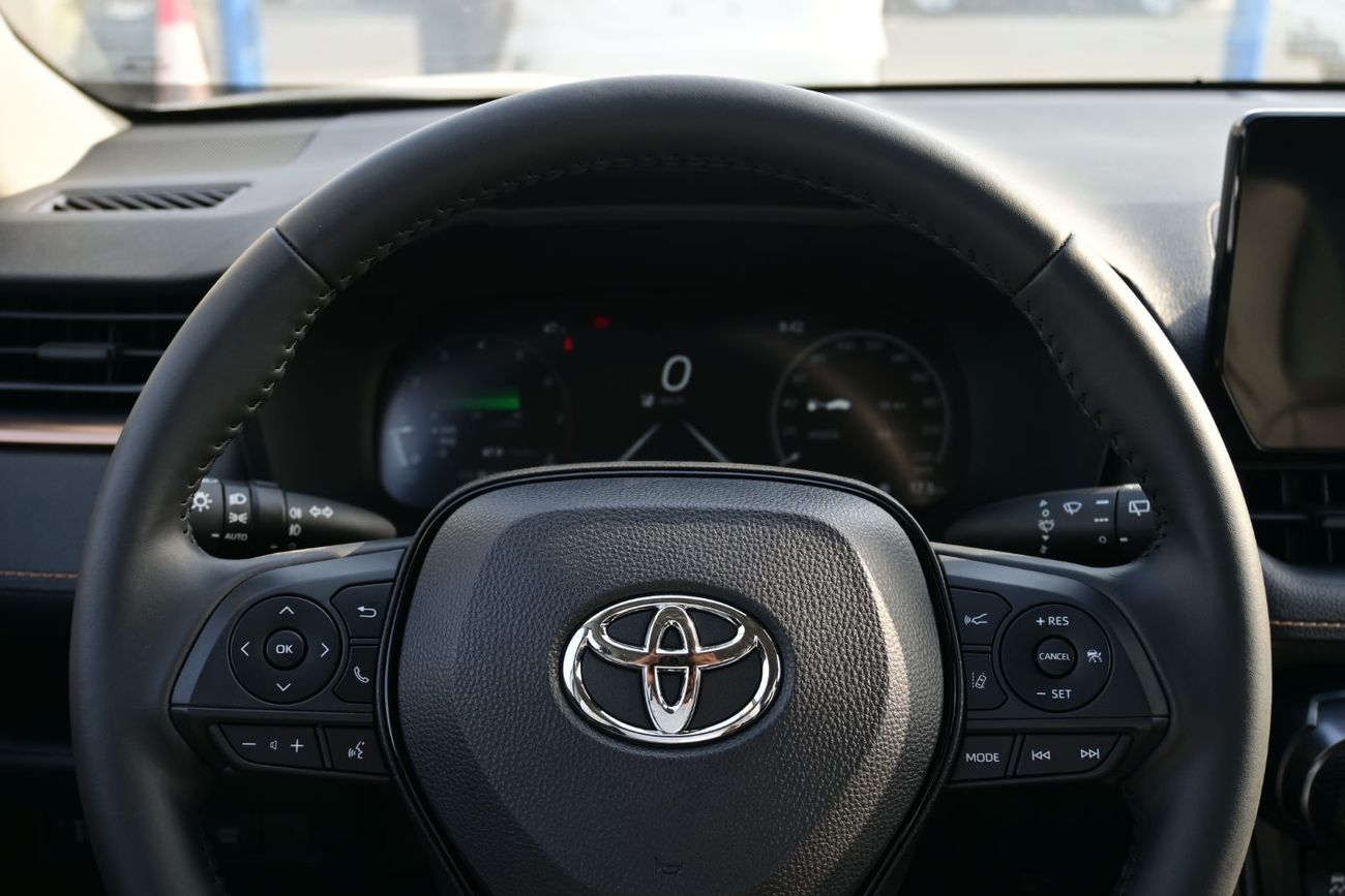 Toyota Wildlander Toyota Wildlander 2.0L Petrol AWD, Model 2025, Color White