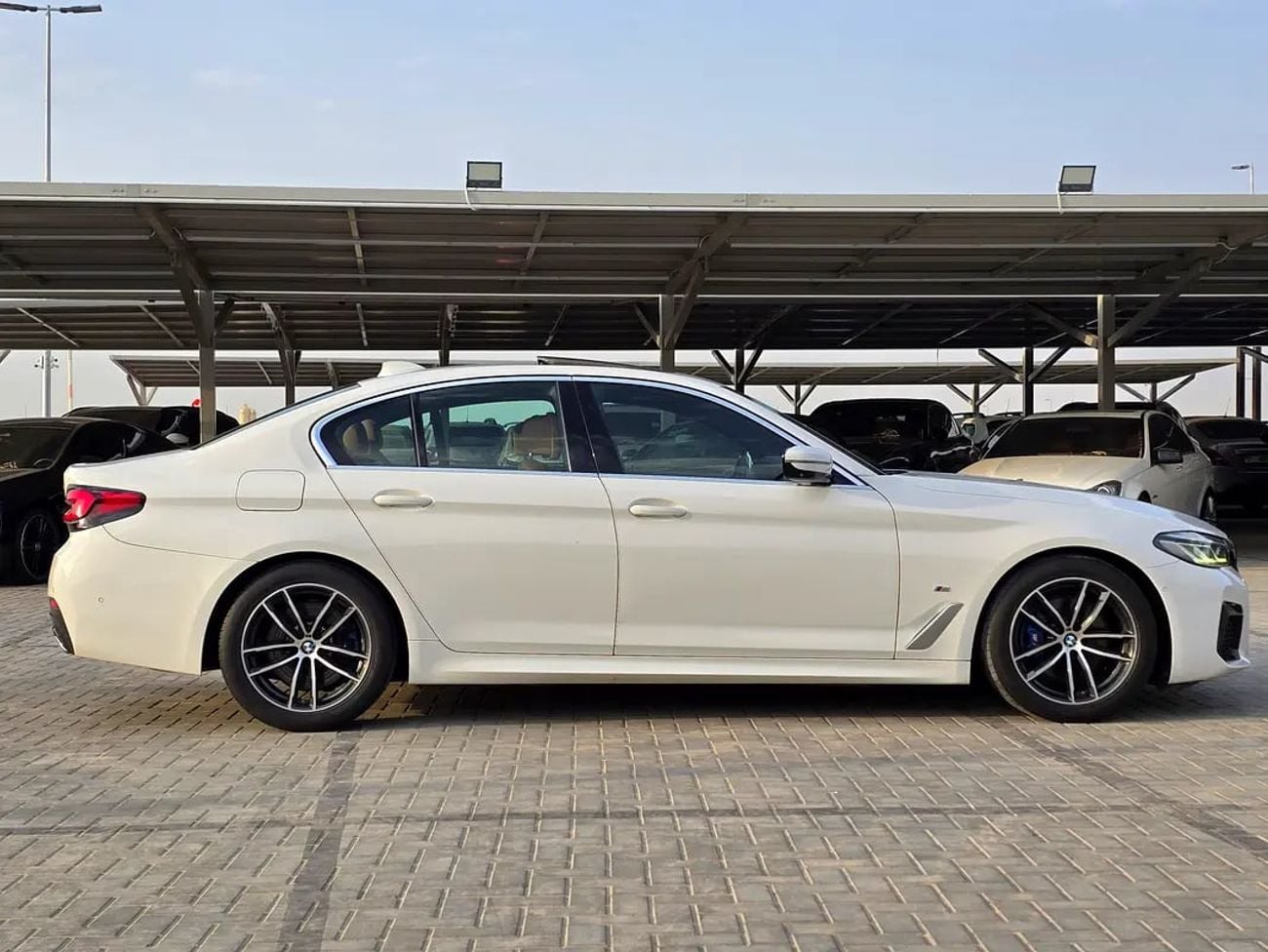 BMW 520i 520i M-Kit - Korean Specs