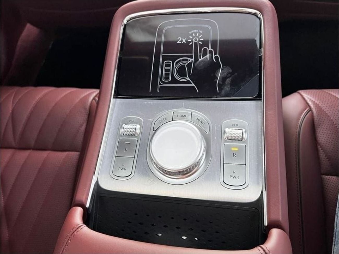 Genesis G90 ROYAL Genesis G90 3.5L Twin Turbo