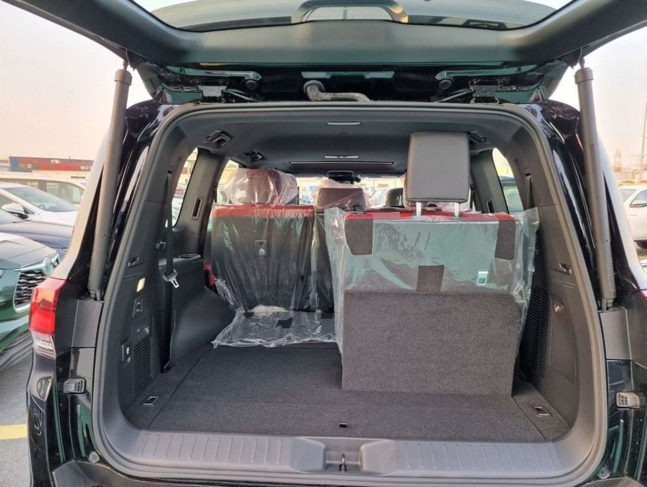 Toyota Land Cruiser VXR 3.5L DIESEL FULL OPTION