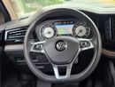 Volkswagen Touareg Comfortline 3.0L VOLKSWAGEN TOUAREG COMFOTLINE 2018 GCC // PERFECT CONDITION // ACCIDENT FREE