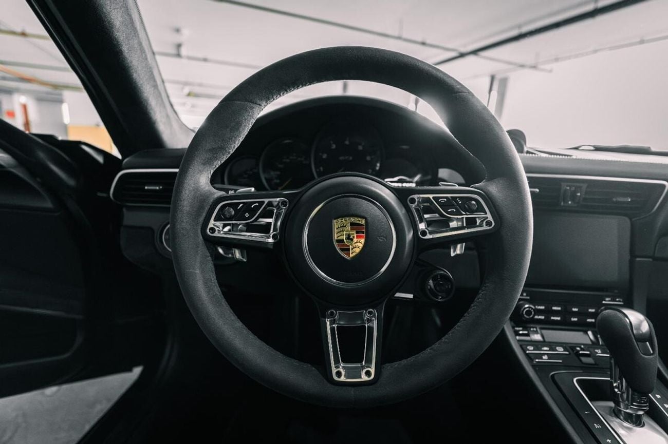 بورش 911 Carrera 4GTS 3.8L Coupe