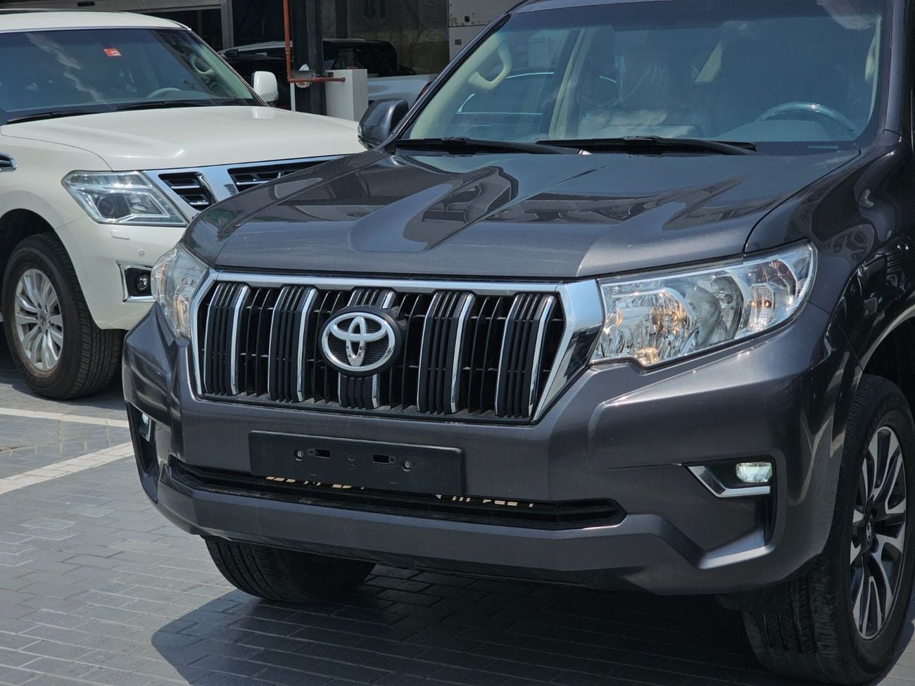 تويوتا برادو TX-L 4.0L V6, Model 2022