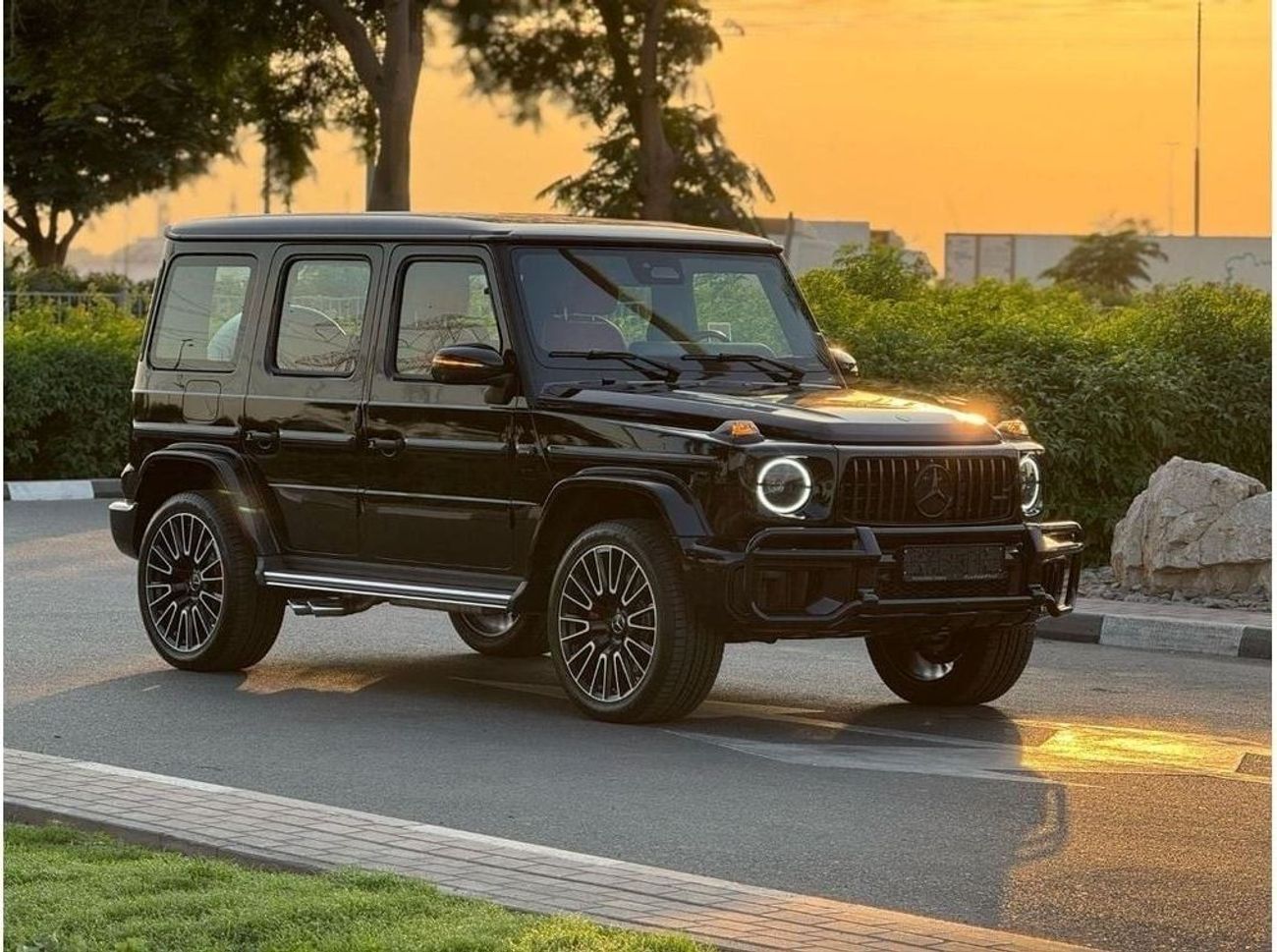 مرسيدس بنز G 63 AMG GCC SPEC UNDER WARRANTY AND SERVICE CONTRACT