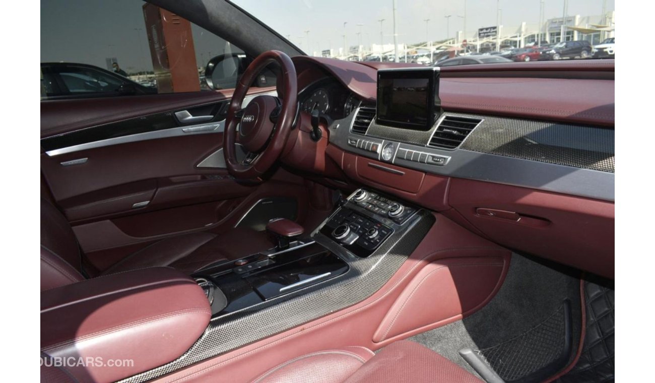 Audi S8 Gcc top opition vip Special order