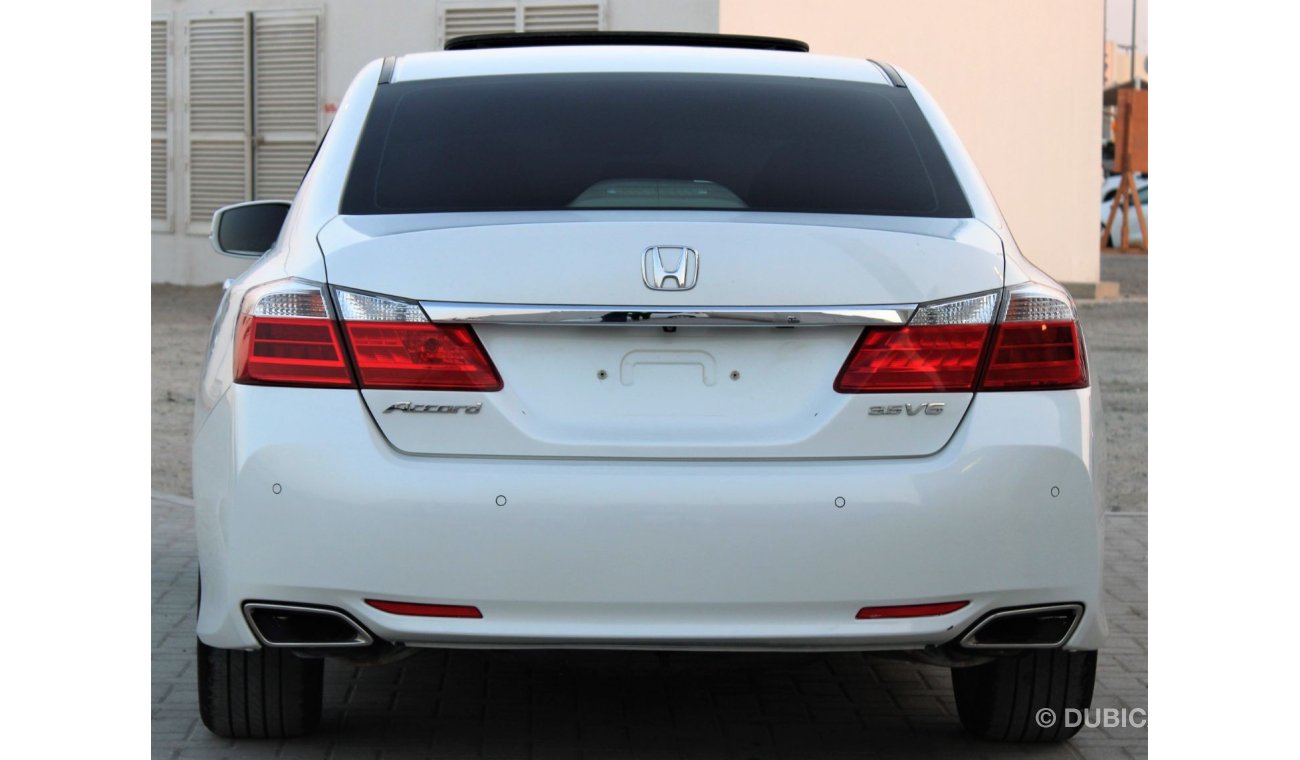 Honda Accord Honda accord 2015 GCC 6 cylinder full option without accidents, very clean from inside and outside