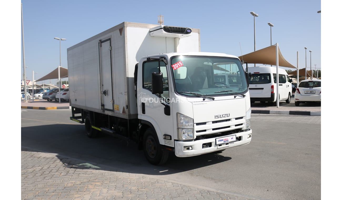 Isuzu NPR CHILLER TRUCK WITH INSULATED BOX WITH GCC SPECS 2015