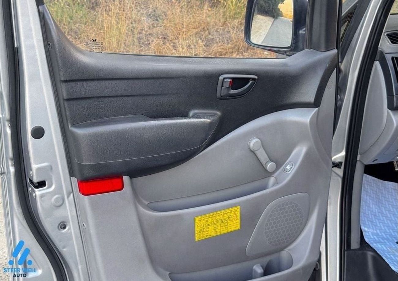 Hyundai H-1 Cargo Van 2.5L RWD / Diesel MT / Like New Condition / Lowest Price / Book Now!