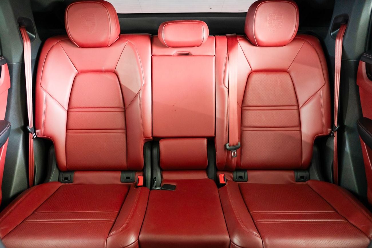 Porsche Cayenne Platinum Edition