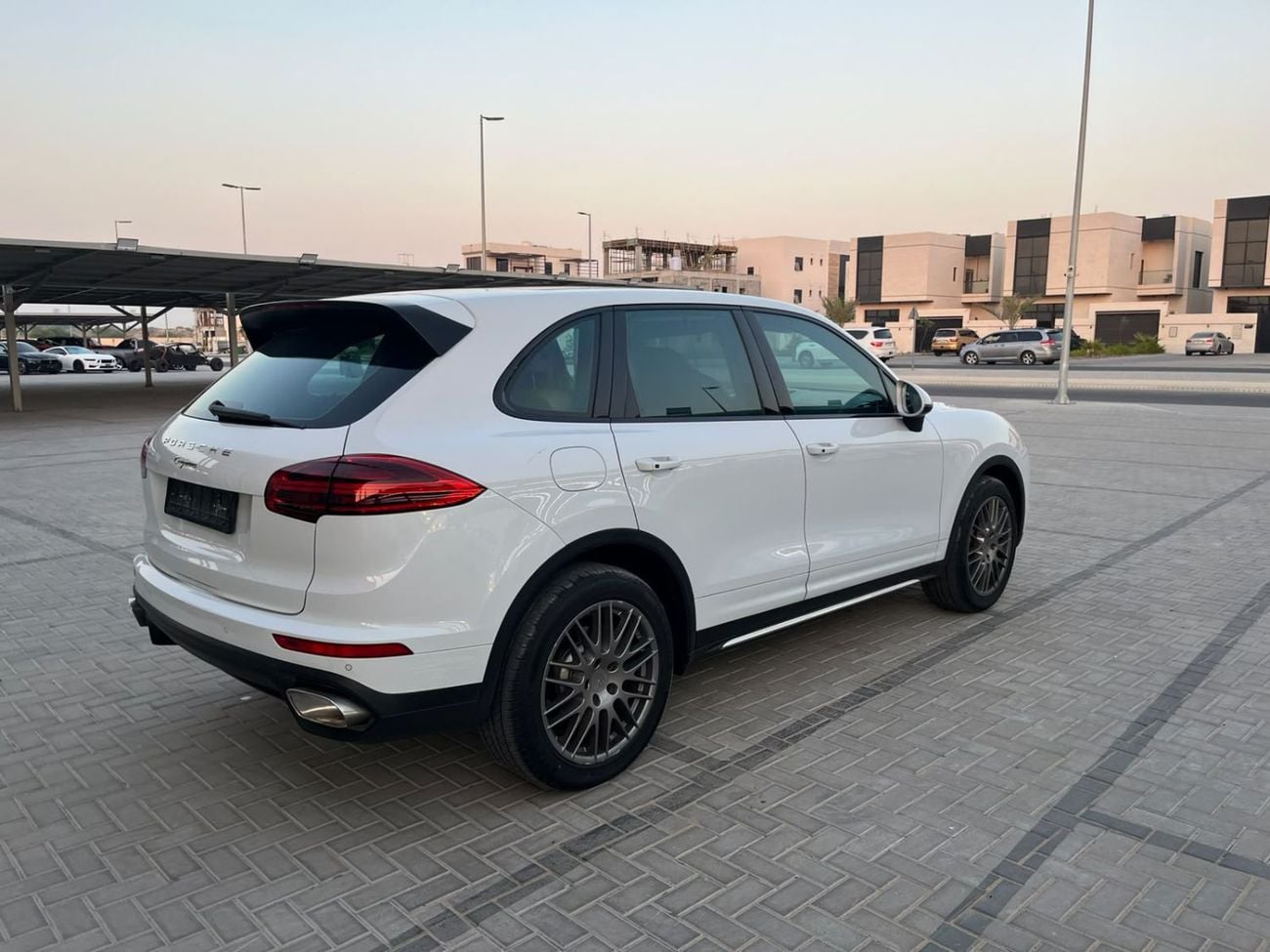 Porsche Cayenne STANDARD