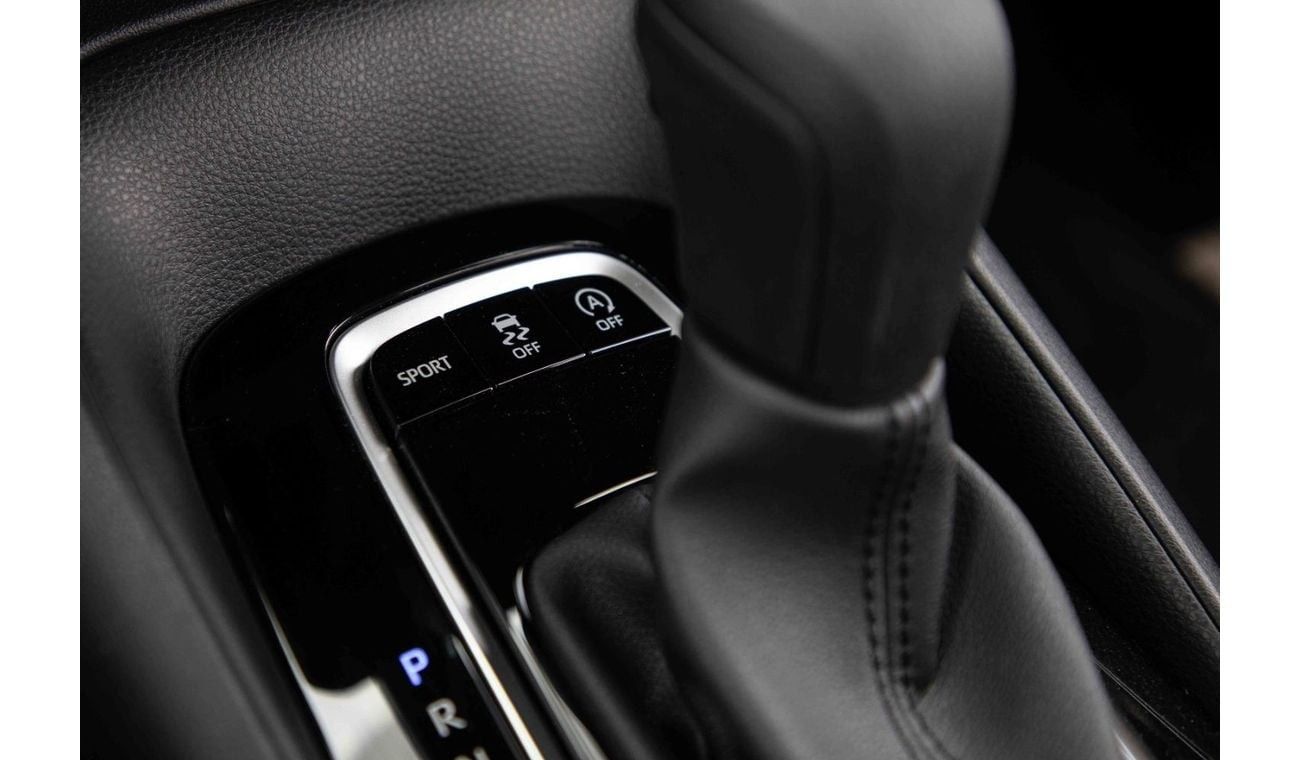 تويوتا ليفين 2023 Toyota Levin 1.2 - White inside Black | Export Only