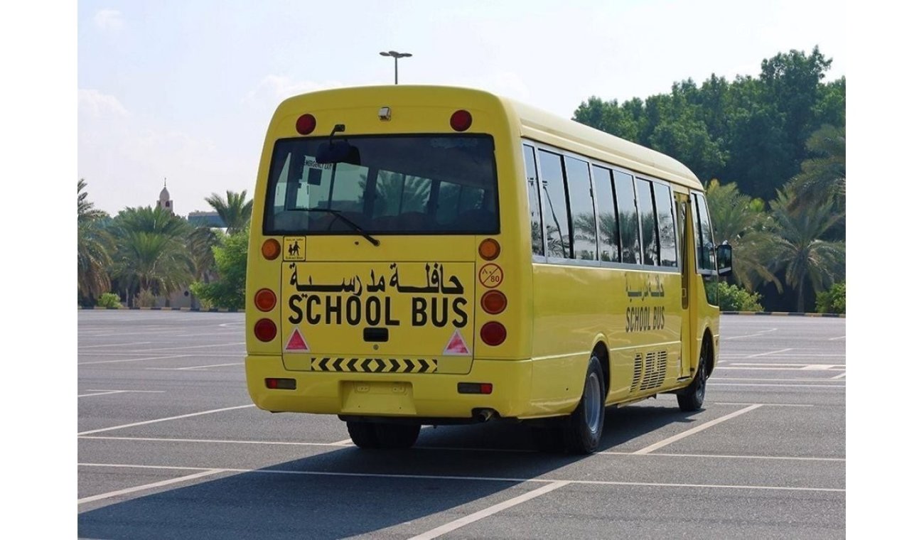 ميتسوبيشي روزا 26 SEATER SCHOOL BUS 2008 | 4.2L M/T DIESEL | GCC SPECS | BUY NOW