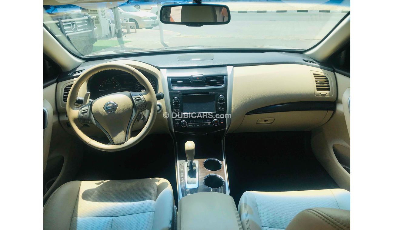 Nissan Altima 3.5 SL سياره نظيفه جدا بحاله ممتاذه بدون حوادث ضمان شاسيه جير ماكينه