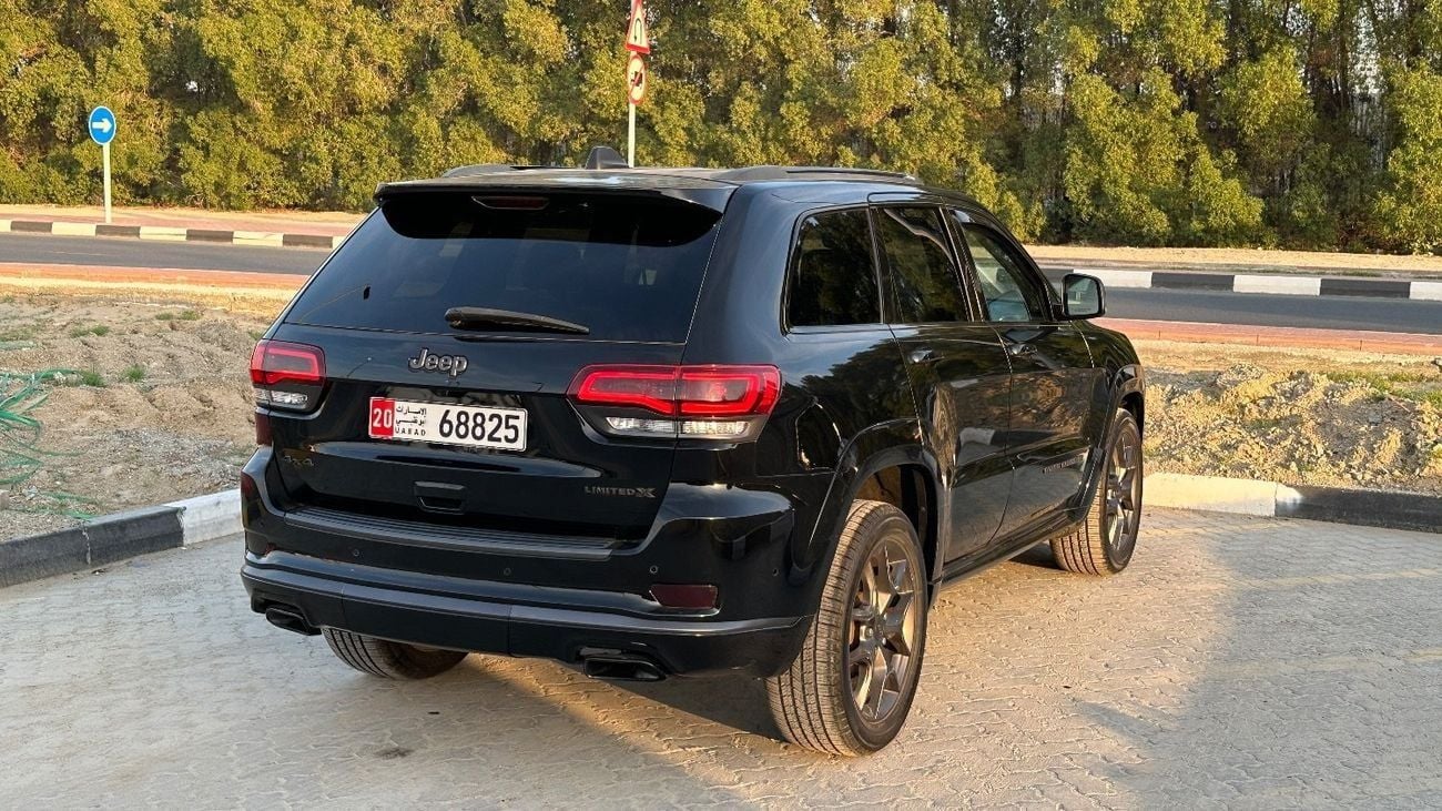جيب جراند شيروكي Limited 3.6L
