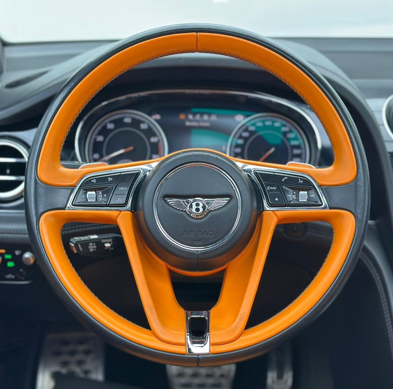 بنتلي بينتايجا 2018 Bentley Bentayga W12, 1 Year Unlimited KM Warranty, Excellent Condition, GCC