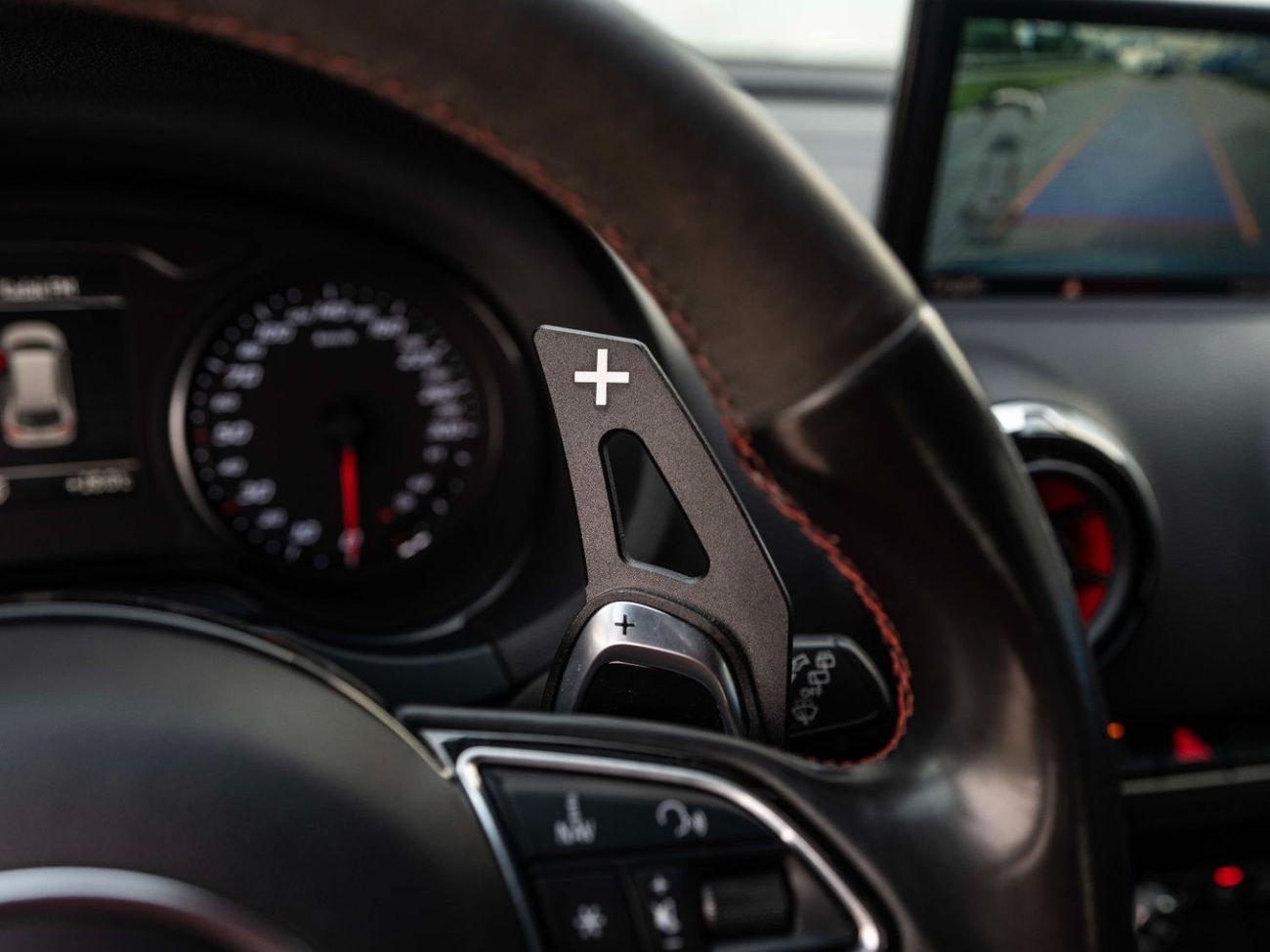 Audi RS3 TFSI quattro 2.5L (362 HP) Hatchback