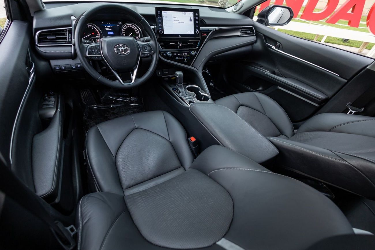 Toyota Camry Sport
