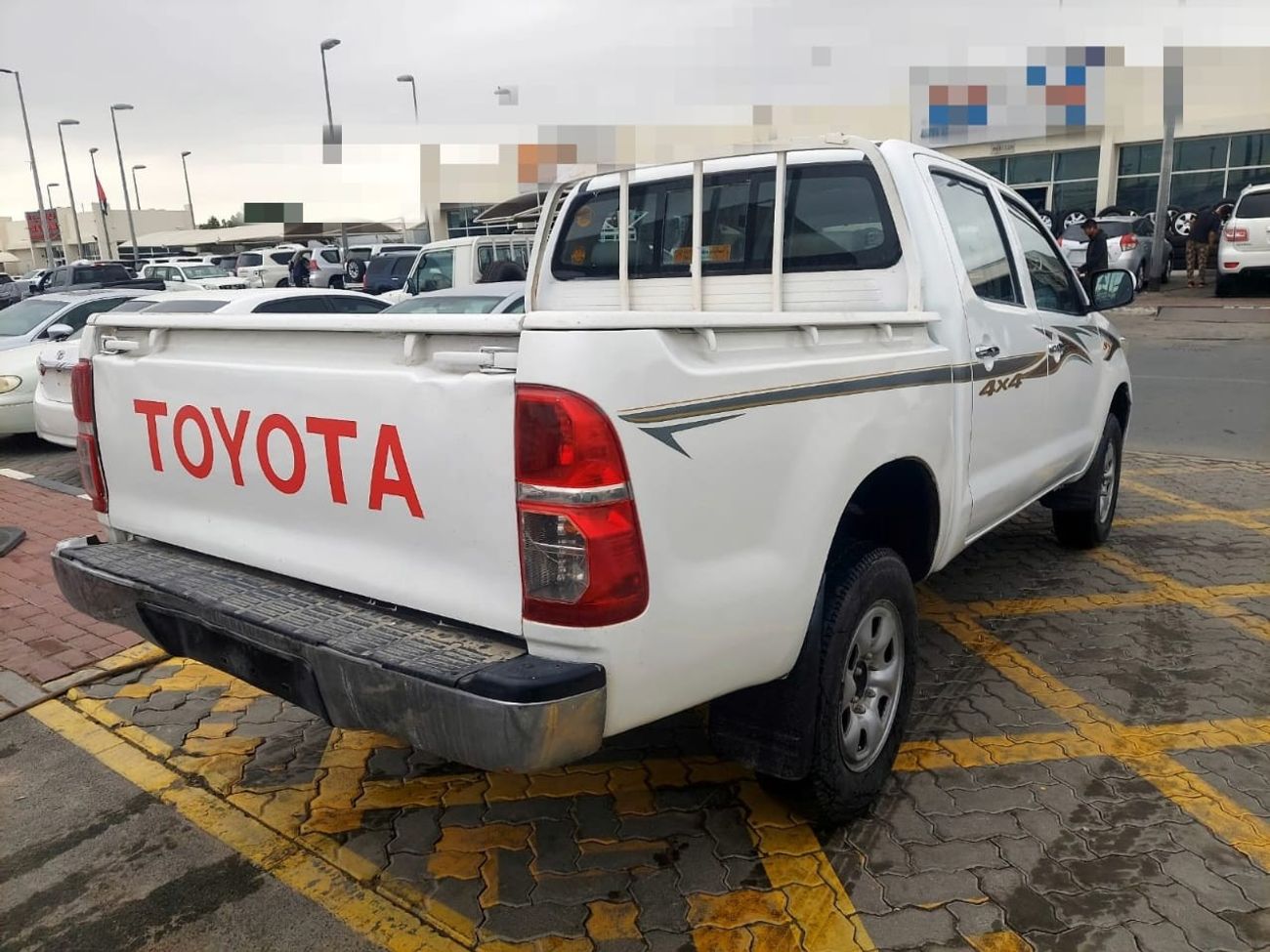 تويوتا هيلوكس DC 4WD 2.4L DIESEL MANUAL TRANSMISSION