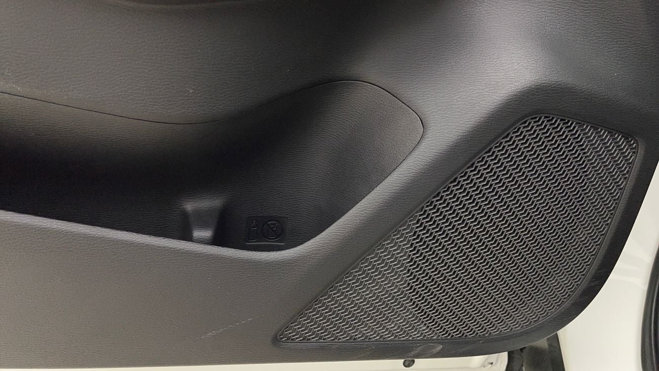 Mitsubishi Outlander ML WITH FABRIC SEAT 2.5 | Zero Down Payment | Home Test Drive