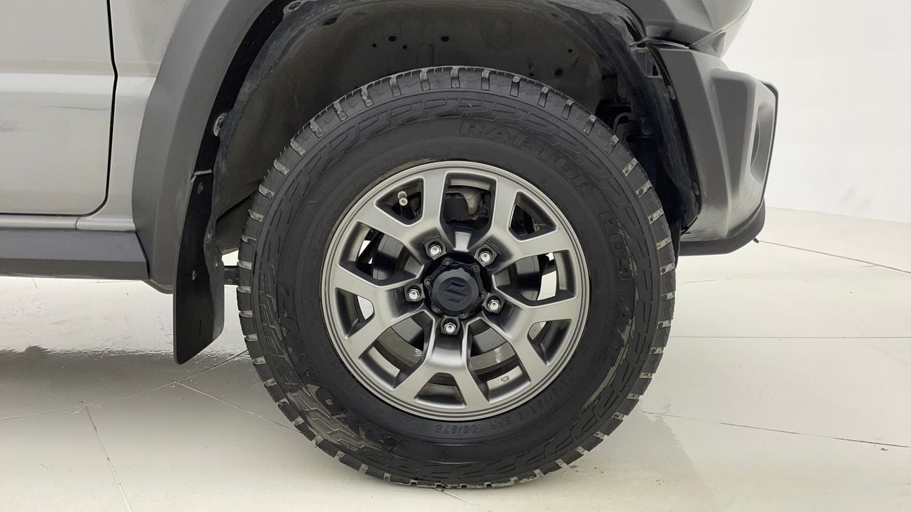 سوزوكي جيمني GL 1.5 | بدون دفعة مقدمة | اختبار القيادة في المنزل