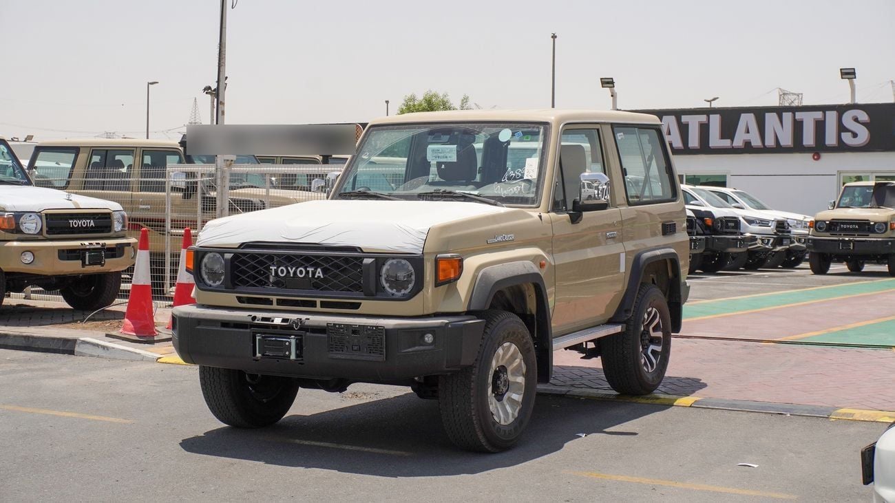Toyota Land Cruiser 70 HT VXR LX 4.0L V6 A/T