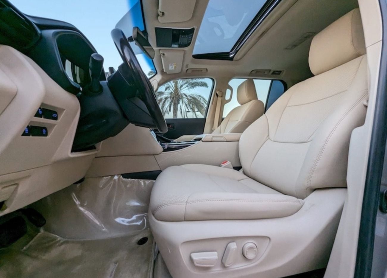 تويوتا لاند كروزر GXR 2023 DIESEL TWIN TURBO GCC IN EXCELLENT CONDITION