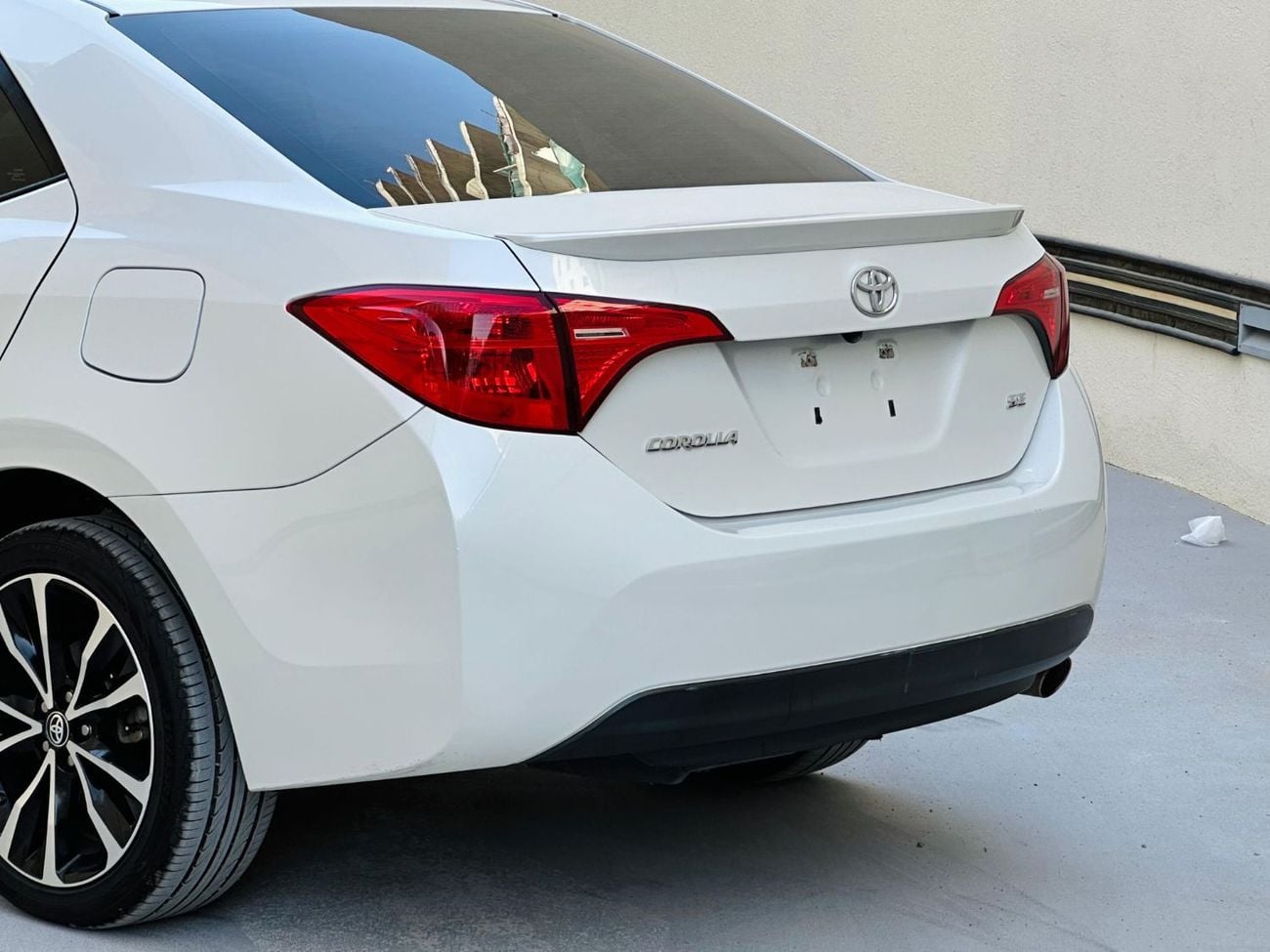 تويوتا كورولا SE Year: 2017  SE Engine: 1.8L V4