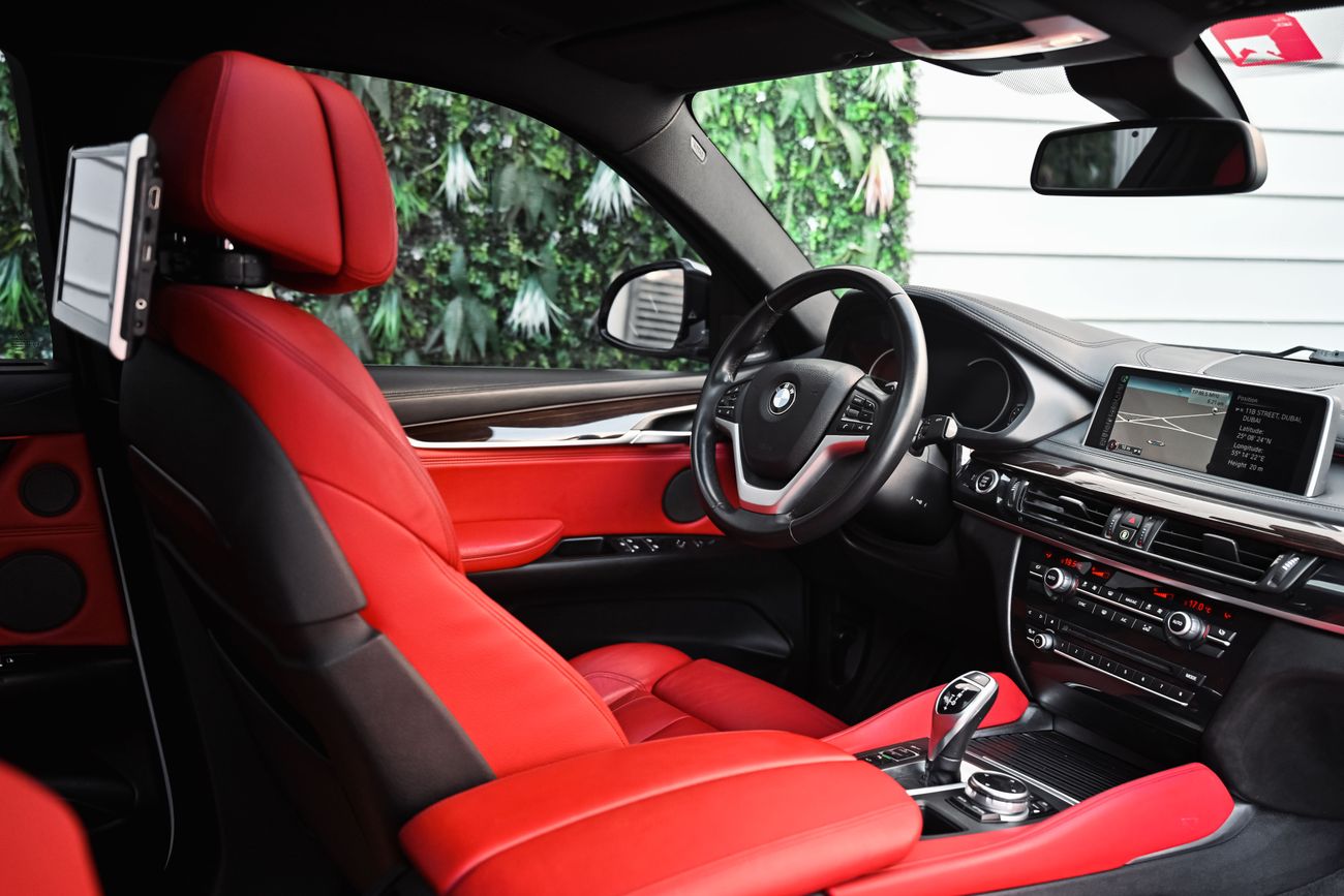 BMW X6 xDrive50i | 2,642 P.M  | 0% Downpayment | Extraordinary Condition!