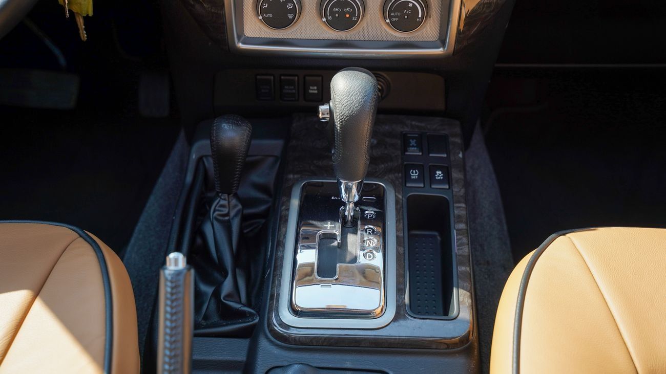 Nissan Patrol Super Safari