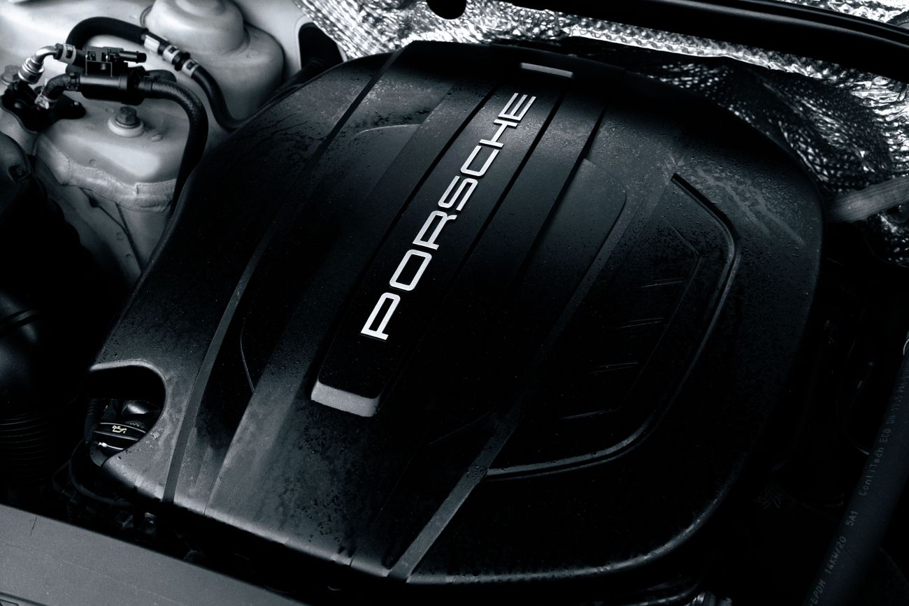 Porsche Macan 3,232 P.M | 0% Downpayment | MACAN EXCELLENT CONDITION!