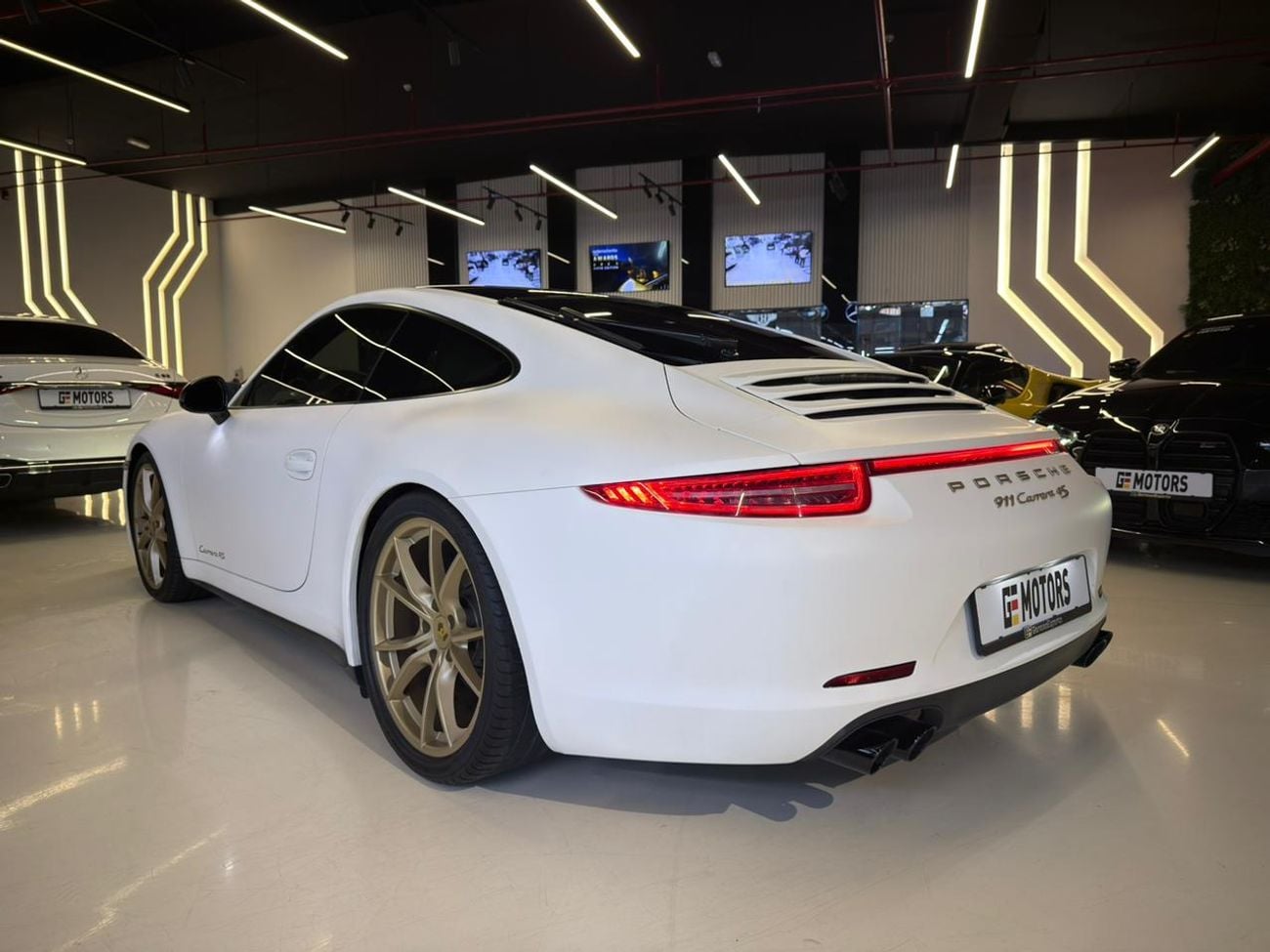Porsche 911 Carrera 4S 3.8L Coupe 2014 Porsche 911 Carrera 4S - GCC Specs - Full Service History Available