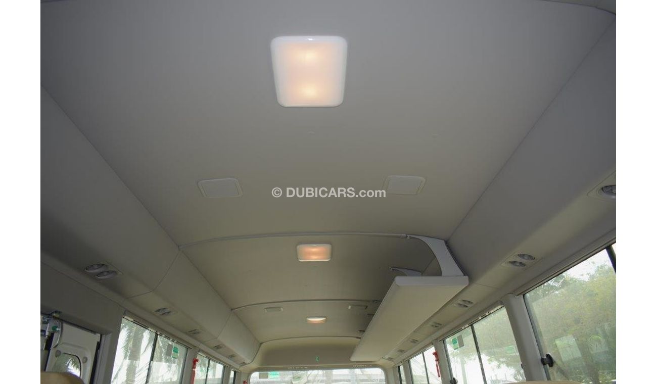 تويوتا كوستر 2.7L PETROL 23 SEATER MANUAL TRANSMISSION