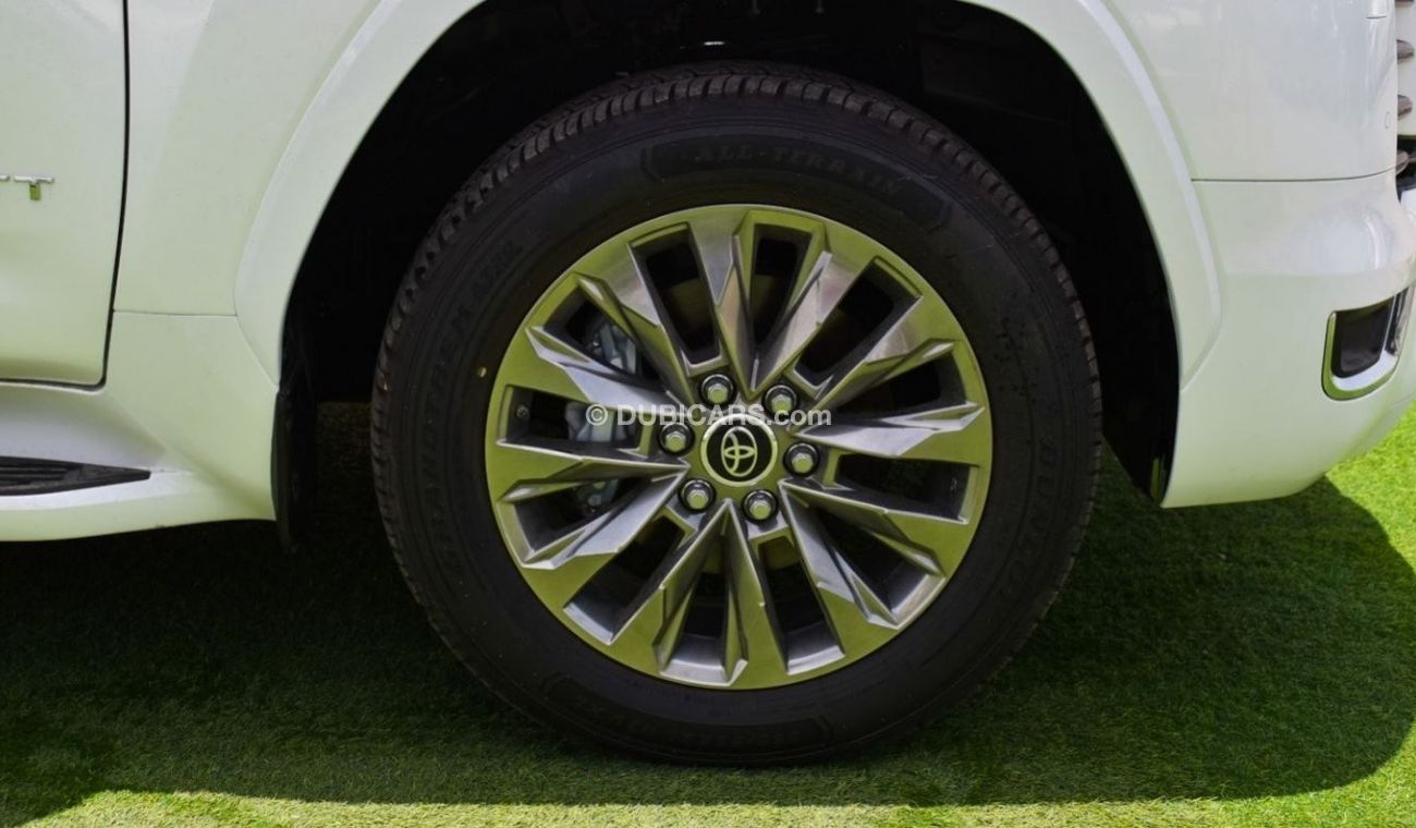 Toyota Land Cruiser 70 car new full option vxr