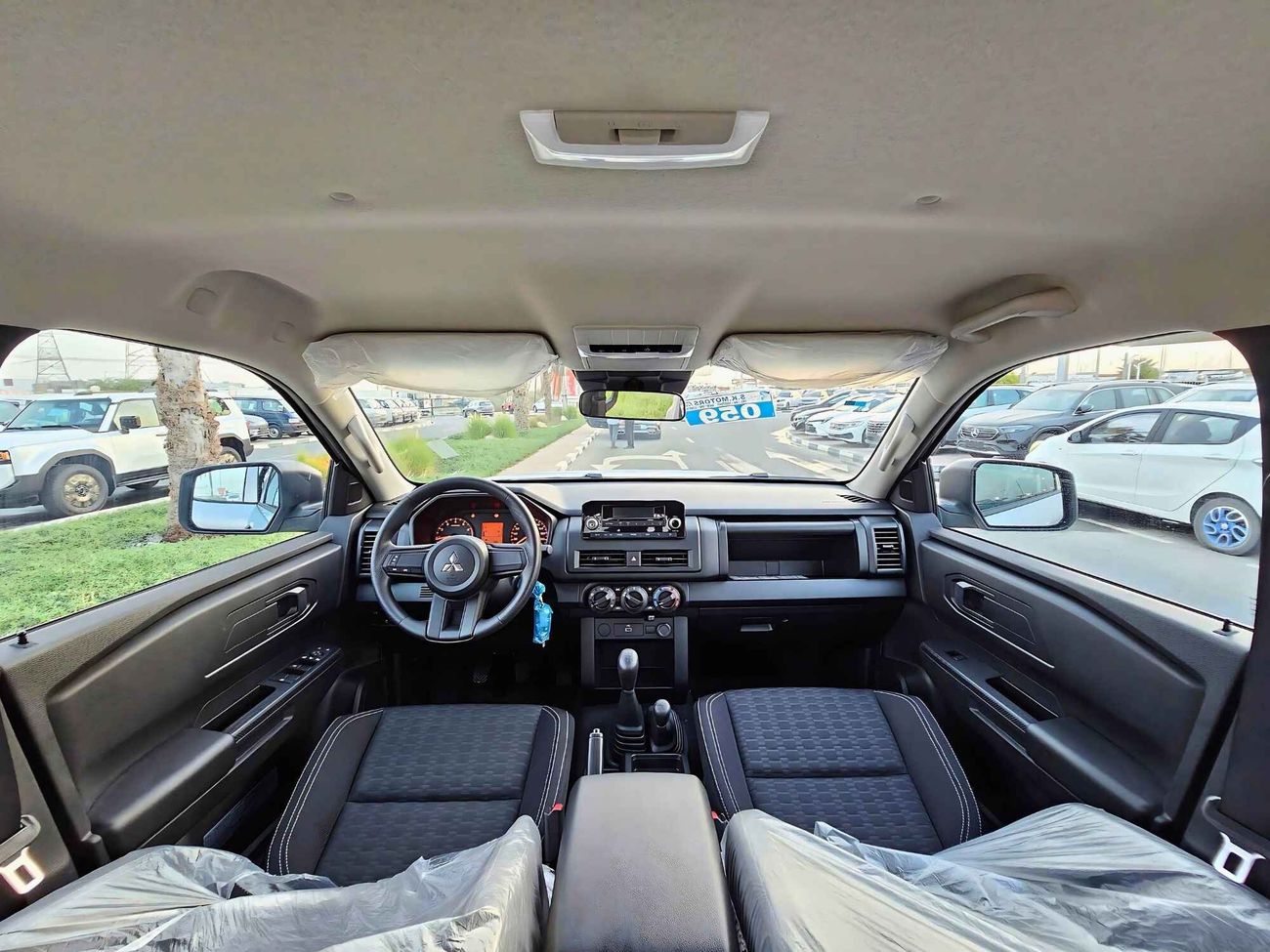 Mitsubishi L200 GLX / 2.4L Petrol / M/T, Double Cabin / 2024MY, Different Colors Available QUANTITY / Code#68023