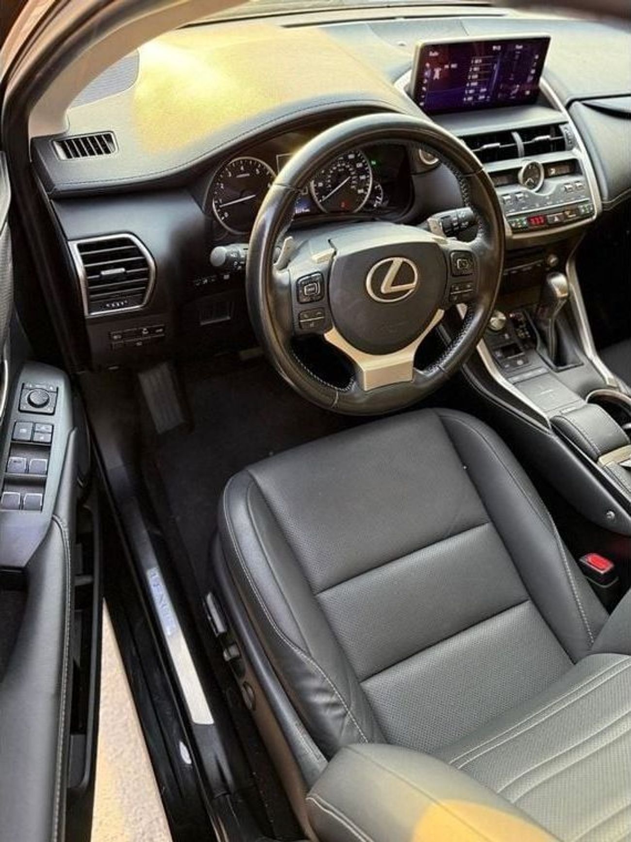 Lexus NX300 LEXUS NX300 Platinum