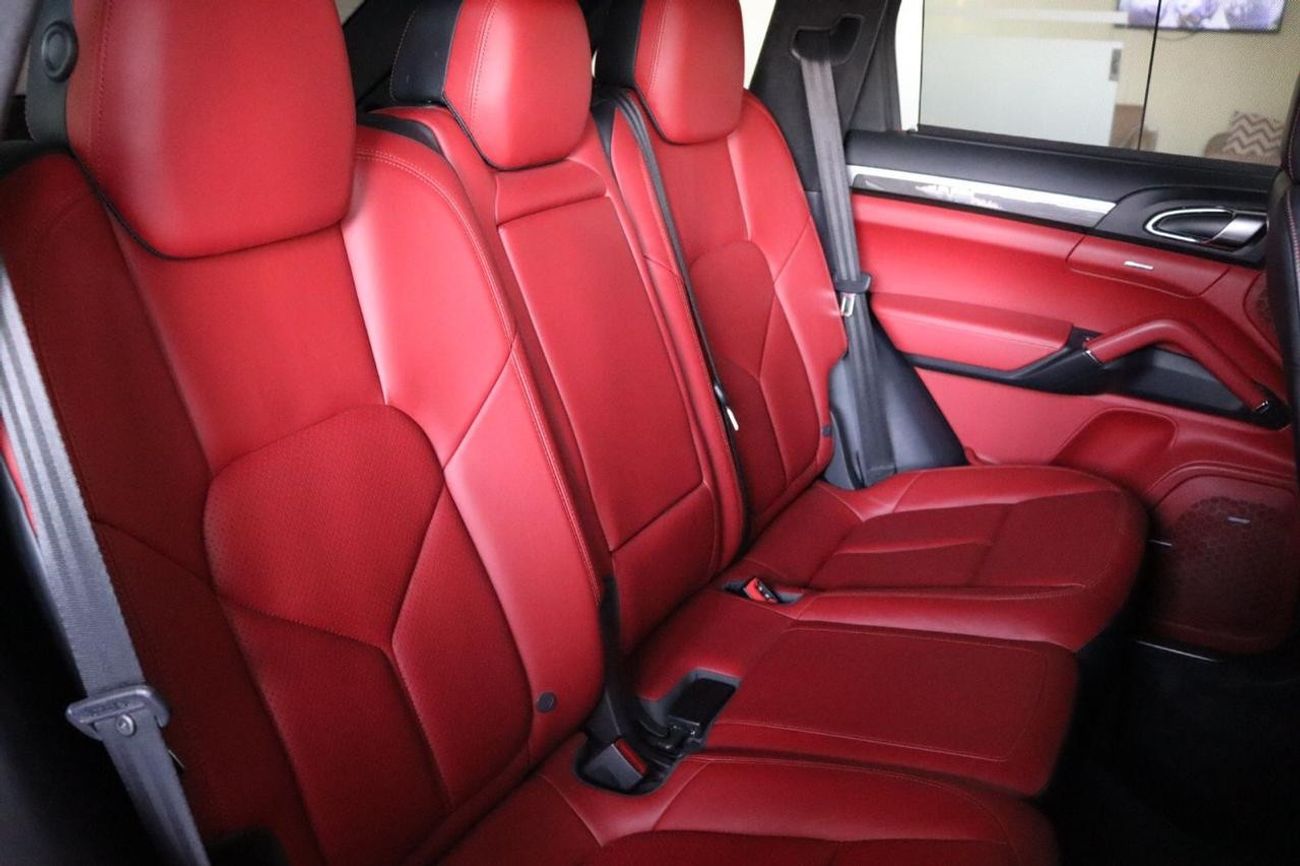 Porsche Cayenne Monthly installment 2,180 AED