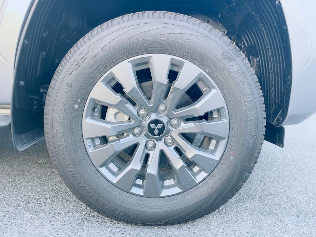 Mitsubishi L200 MITSUBISHI L200 SPORTERO 2.4L TURBO 2025