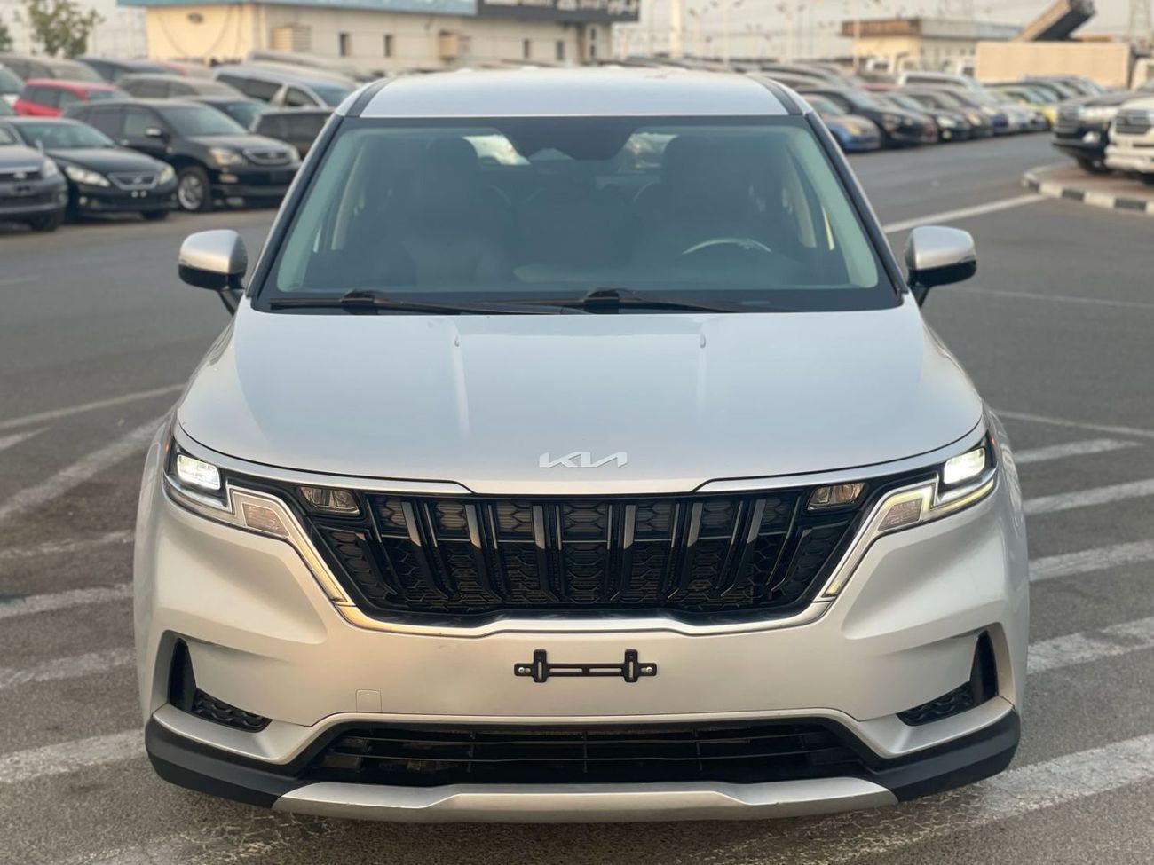 كيا كارنيفال 