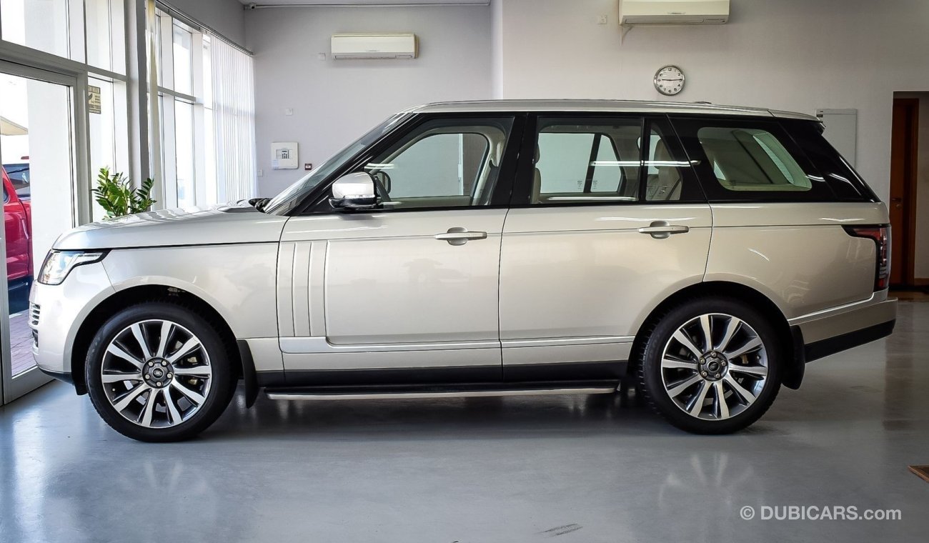 Land Rover Range Rover Vogue HSE With Vogue SE Supercharged badge