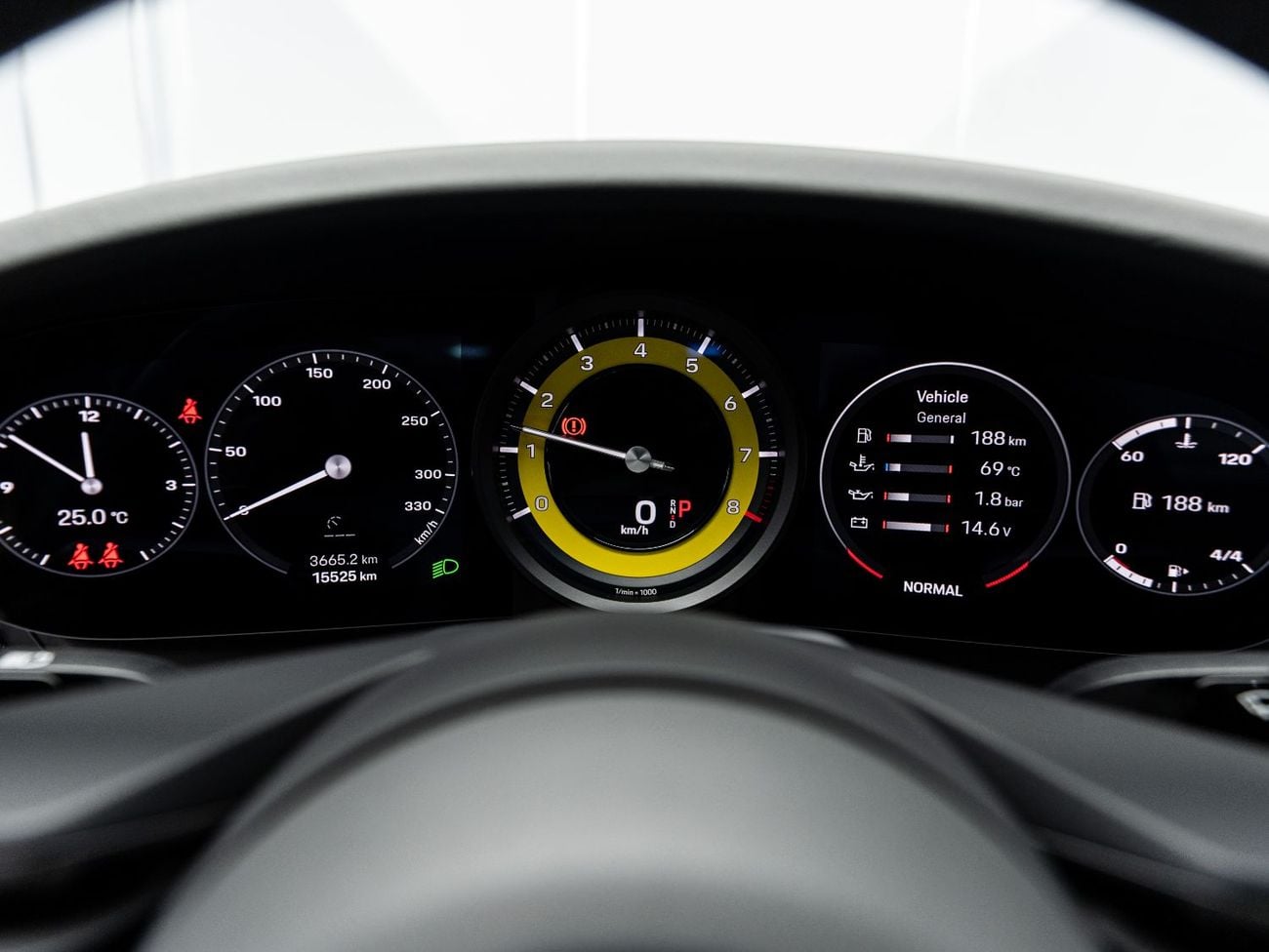 Porsche 911 Carrera 3.0L (444 HP) Coupe Carrera 3.0L (388 HP) Coupe 2024 Porsche 911 Carrera, 3.0 TC F6 RWD, 388