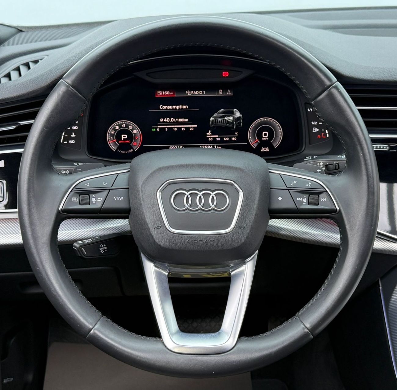 Audi Q8 55 TFSI quattro S-Line 3.0L (340 HP) 2020 Audi Q8 55 TFSI Quattro S-Line Black Edition, Warranty, Fu