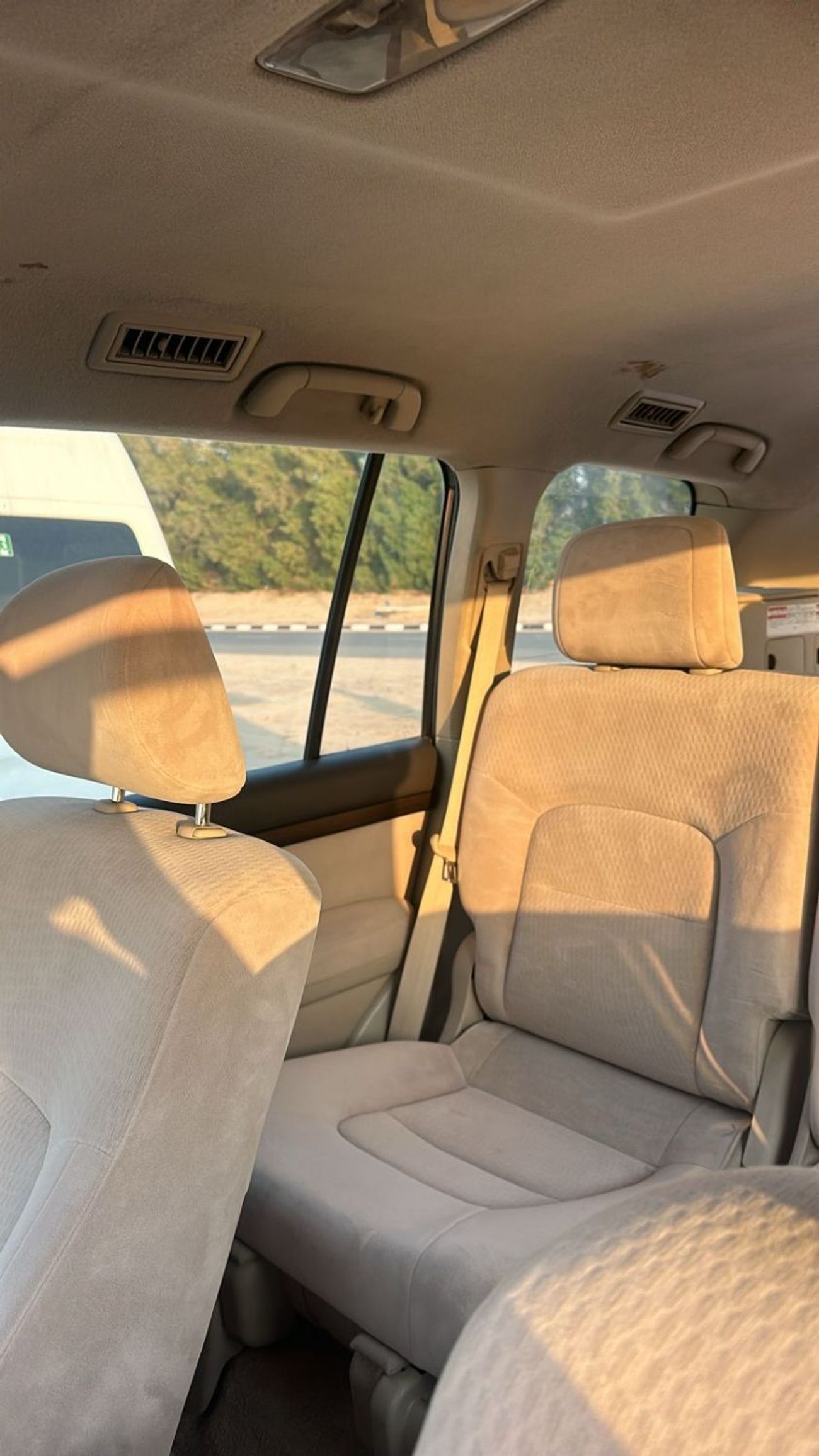 Toyota Land Cruiser GXR-4.5L-Diesel-LHD-Automatic-4wd-GCC specs-8 Cylinders-8 Seats-5 Doors