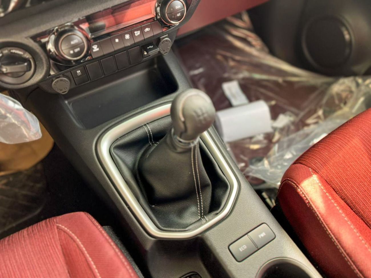 Toyota Hilux EXPORT ONLY - S GLX 2.7L AWD M/T