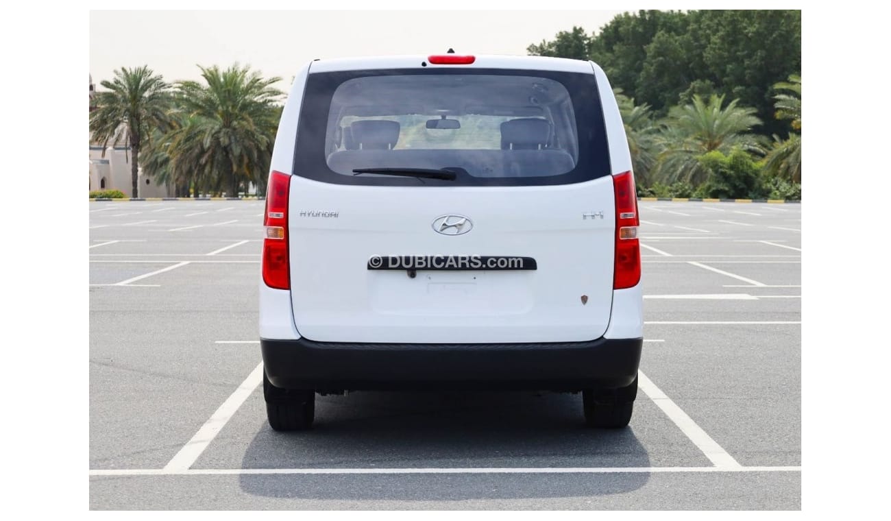 Hyundai H-1 Std 12 - Seater Fully Automatic - 2.4L Petrol Engine | GCC Specs | Book Now