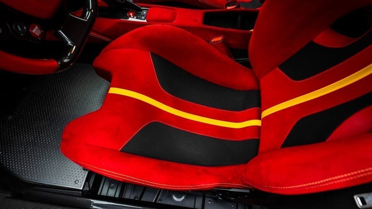 Ferrari 488 Pista - 2019 - GCC - Under Warranty and Service Contract