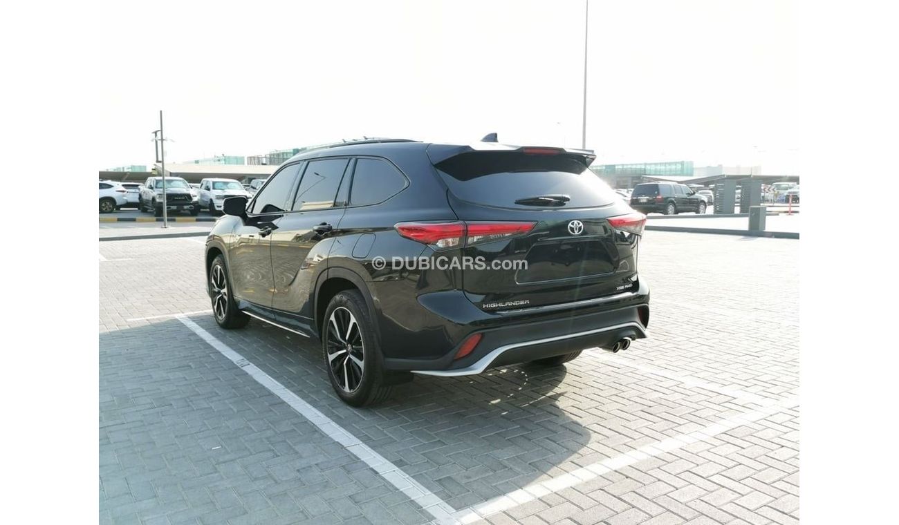 Toyota Highlander Toyota Highlander XSE- 2022- Black