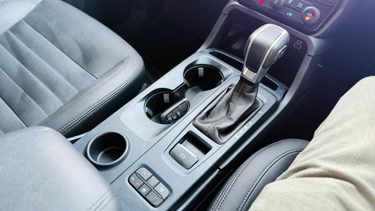 Ford Everest SPORTS | PUSH START | 2.0L DIESEL ENGINE | PARKING SENSORS | BACK CAMERA | AUTO | 2024 | RHD | 2WD