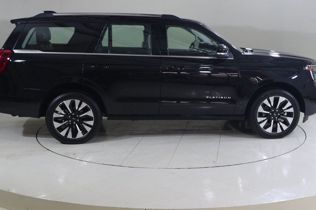 Ford Expedition PLATINUM PN225 /AL TAYER MOTORS / AL QOUZ SHOWROOM